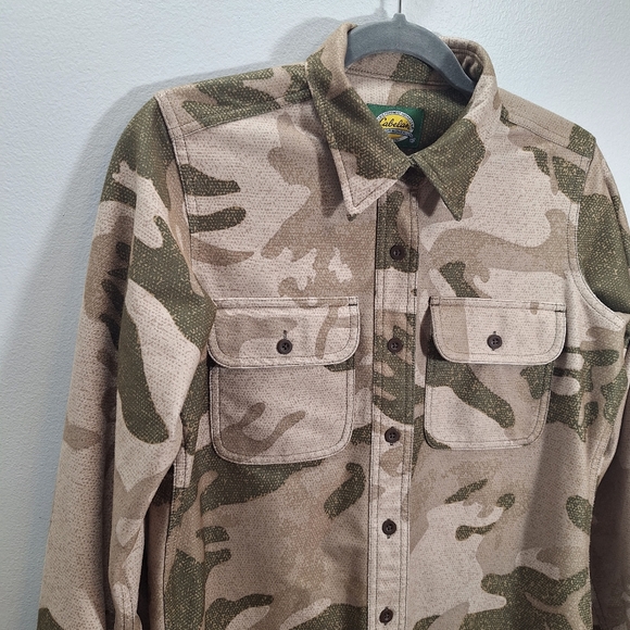 Cabela's Outdoor Gear Womens Medium Button Down Shirt Camo Hunting Military - Picture 2 of 15